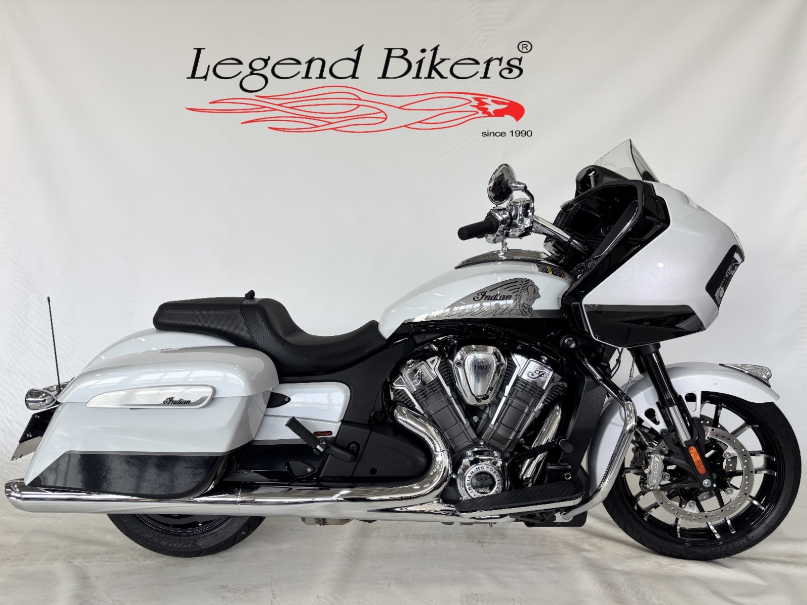 Legend Bikers - INDIAN CHALLENGER LIMITED E5+ 