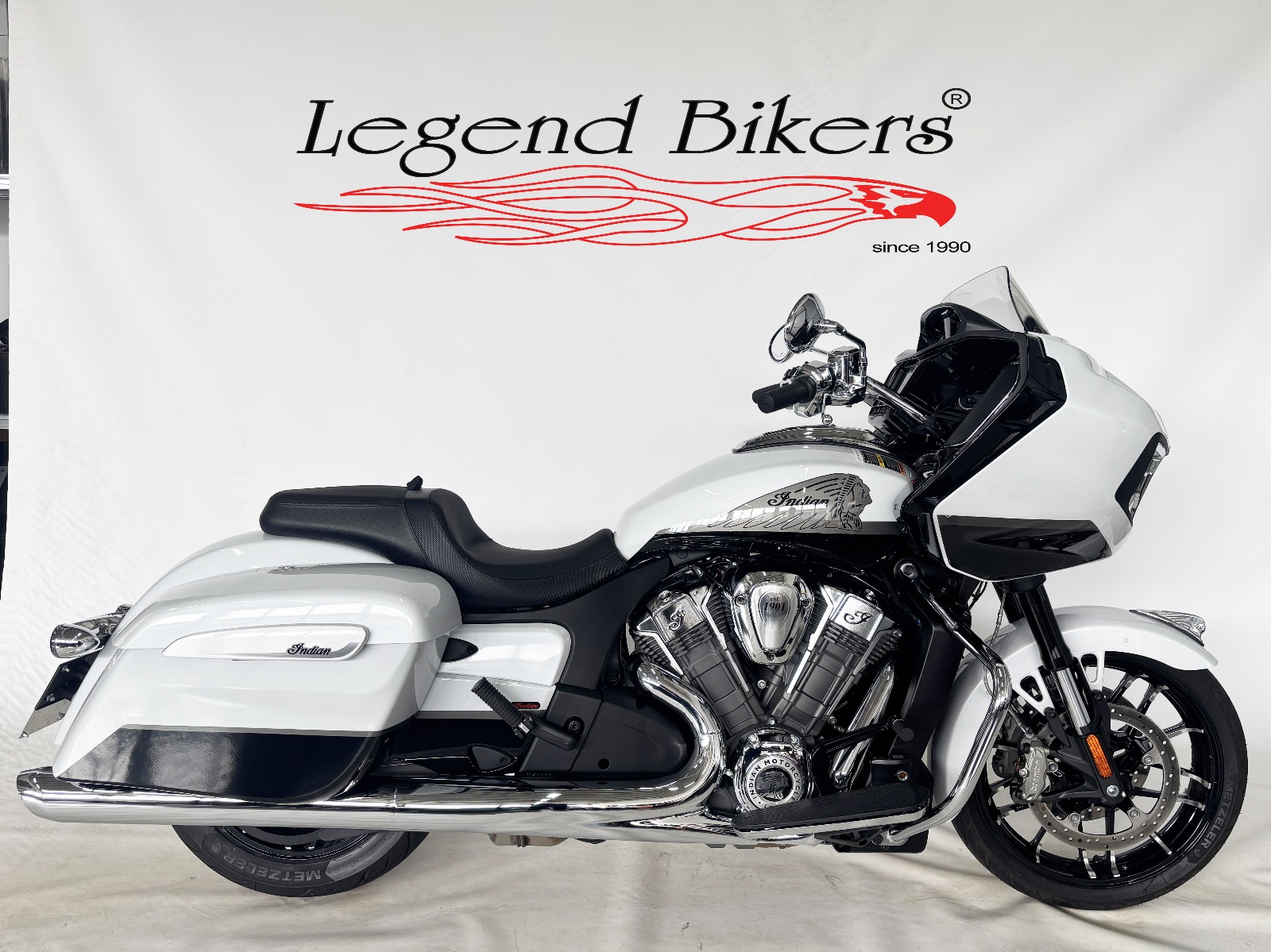 Legend Bikers - INDIAN CHALLENGER LIMITED E5+