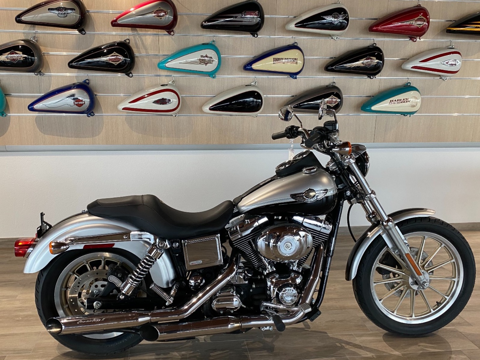 HARLEY DAVIDSON DYNA LOW RIDER (FXDL) 100° ANNIVERSARY 63