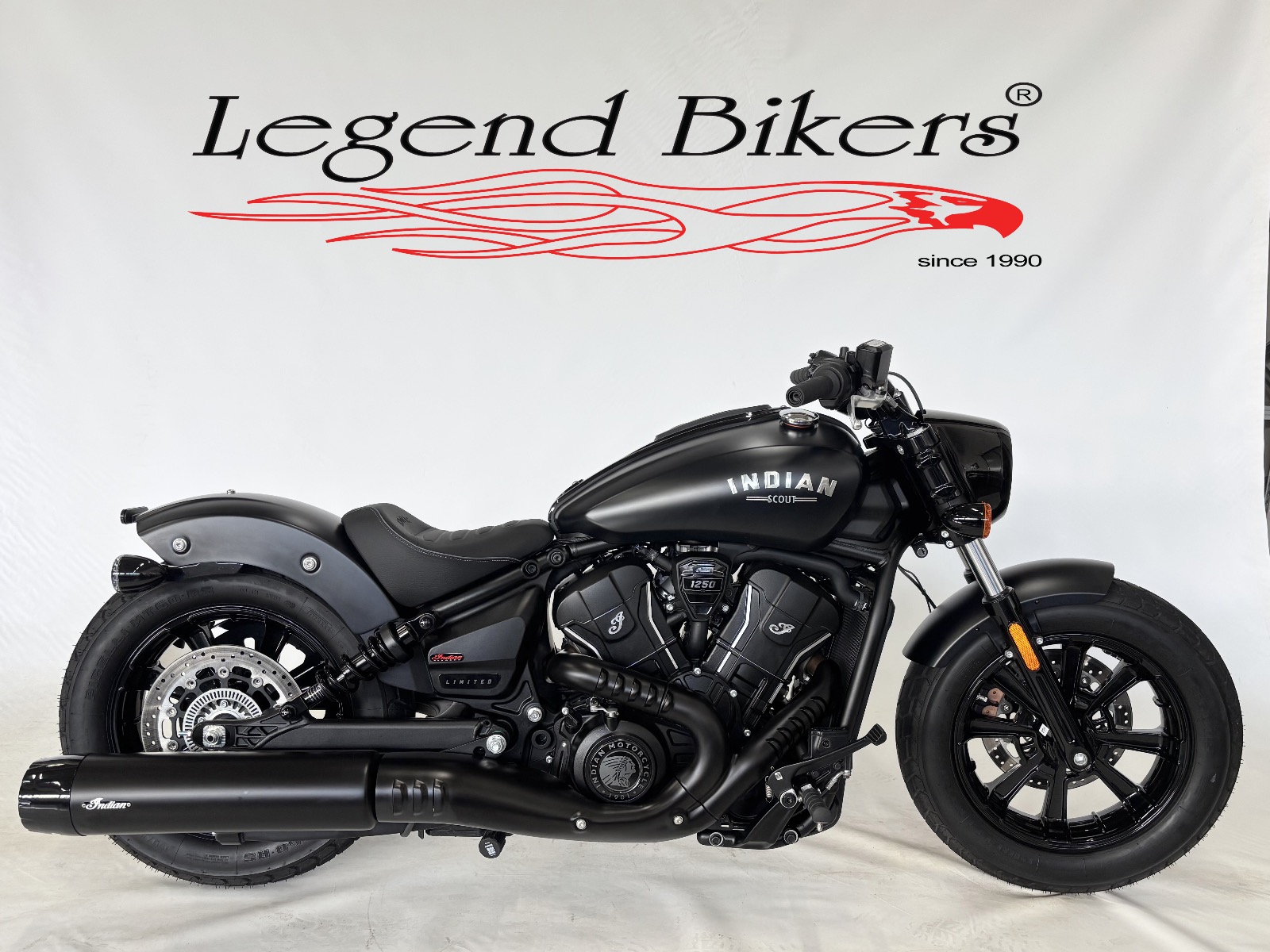 Legend Bikers - INIDAN SCOUT BOBBER LIMITED + TECH